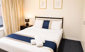 City Edge East Melbourne Apartment Hotel